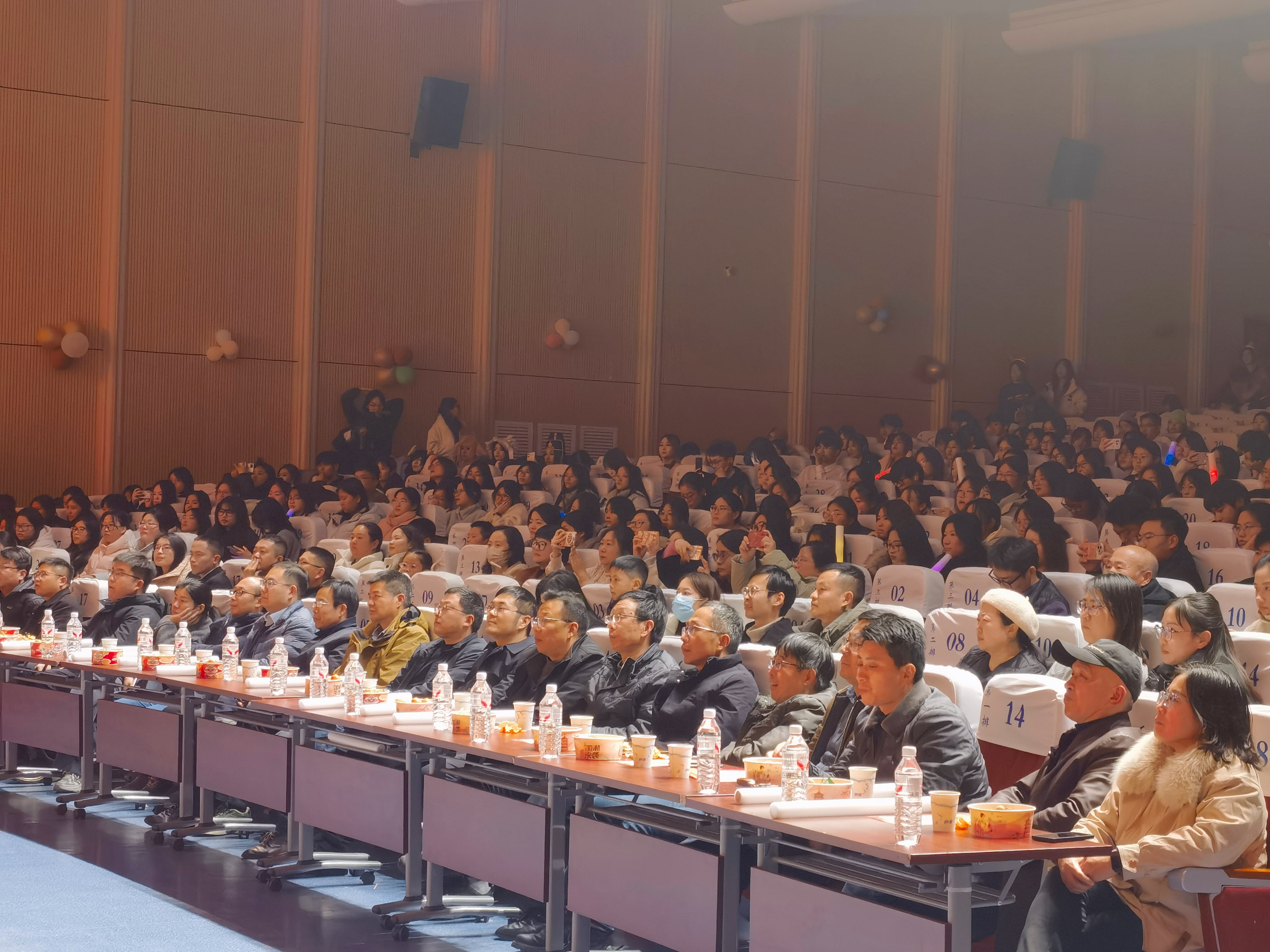 ������̤�³̡�����ӭ���¡�����ϵ2026��Ԫ������Բ����Ļ